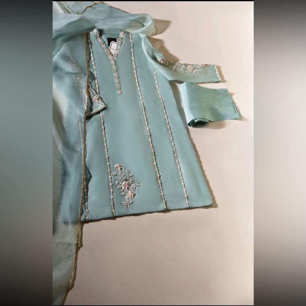 3 piece stitched suit